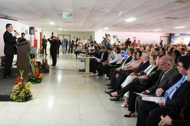 Foto: Reinserção de ex-dependentes químicos na sociedade é debatida no Mané Garrincha (agenciabrasilia.df.gov.br).