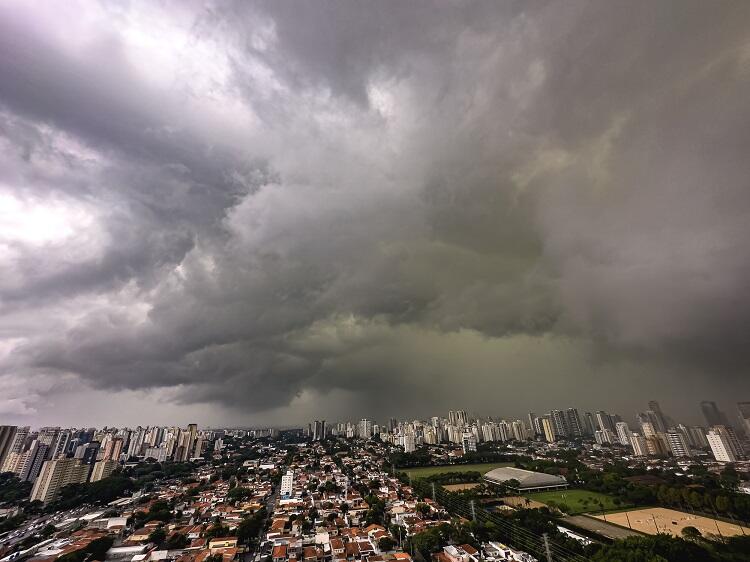 Nas Entrelinhas: Depois da chuva, um olhar sobre São Paulo - Luiz Carlos Azedo - 