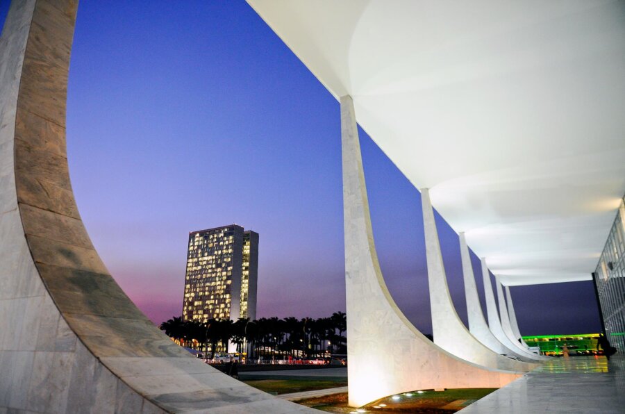 Troca de recados pauta abertura dos trabalhos no Supremo e no Congresso - Luiz Carlos Azedo - Troca de recados pauta abertura dos trabalhos no Supremo e no Congresso - Luiz Carlos Azedo -