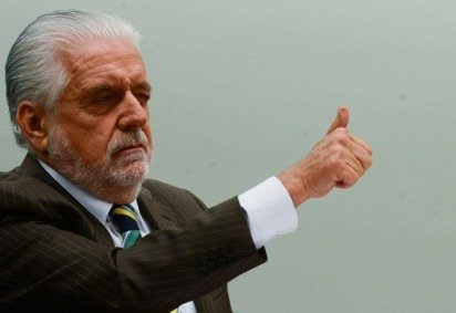 Amigos, amigos, eleições à parte. Saída de Wagner é dilema de Lula - Luiz Carlos Azedo - 
