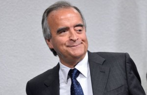 Crédito: Wilson Dias/Agência Brasil. Nestor Cerveró durante depoimento na Comissão Parlamentar Mista de Inquérito - CPMI da Petrobras.