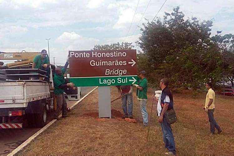 Troca do nome da Ponte Costa e Silva para Ponte Honestino Guimarães