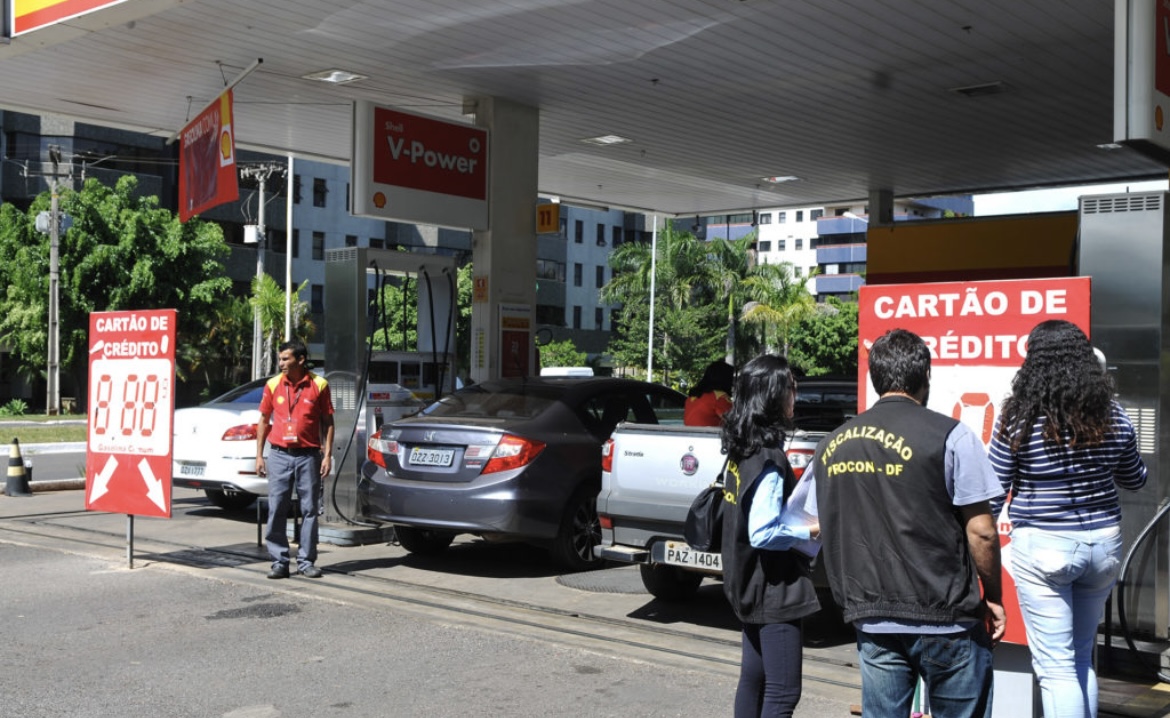 Nove estados rompem com a Federação dos Combustíveis em meio à alta de preços - Capital S/A - 