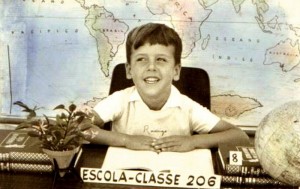 Crédito: Arquivo Pessoal. Senador Rodrigo Rollemberg quando criança.