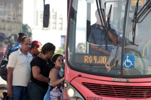 reajuste dos ônibus: preço das passagens cai a partir de quarta-feira