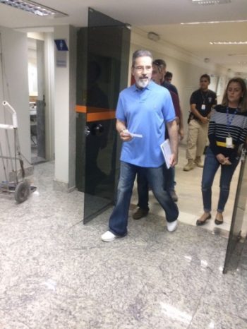 Luiz Estevão presta depoimento na Justiça Federal