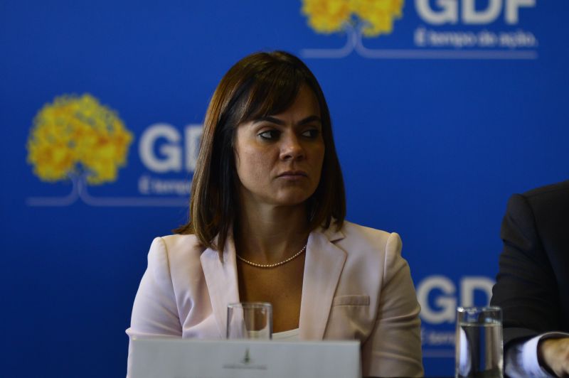 A chefe de gabinete do governador Ibaneis Rocha, Kaline Gonzaga, será transferida para uma diretoria da Terracap