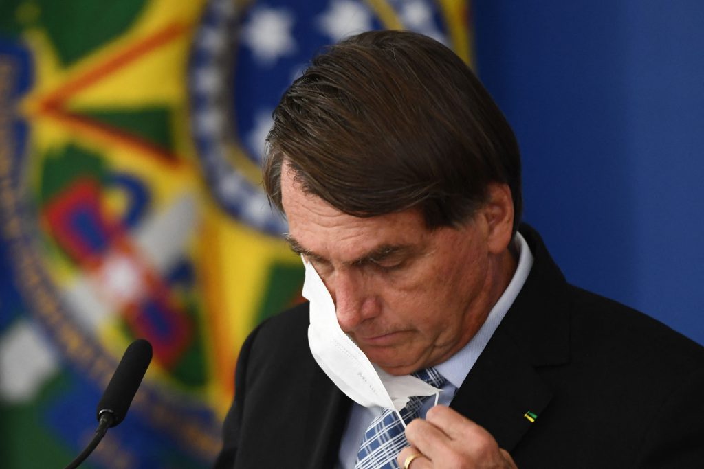 Chamar Bolsonaro de 'genocida' não é crime, avaliam especialistas