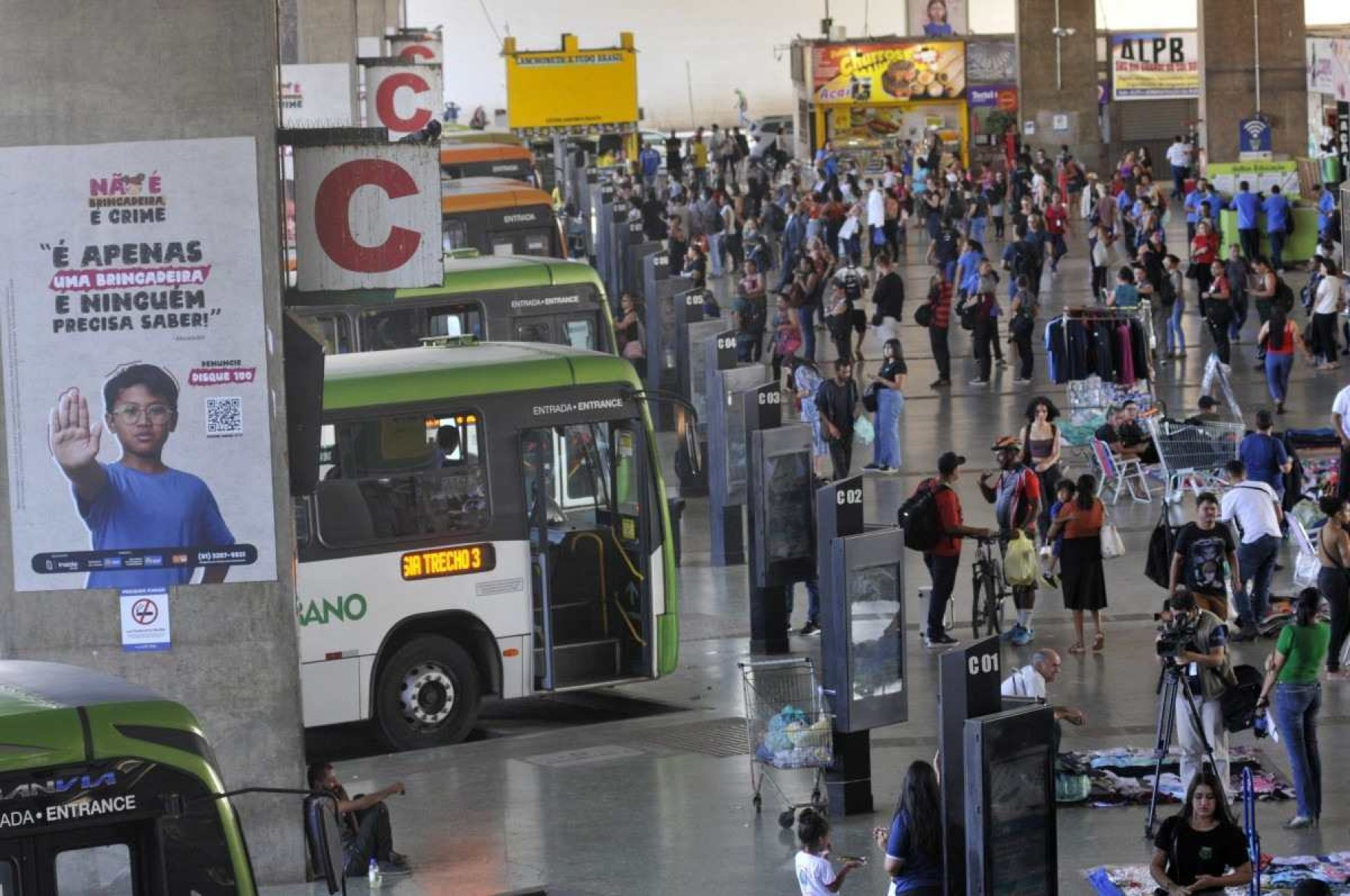 41,5% dos usuários do transporte público aprovam fim do pagamento em dinheiro nos ônibus - 