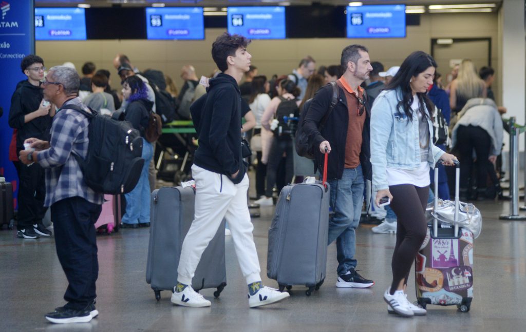 Movimento de passageiros em voos internacionais cresce 28% no aeroporto de Brasília  - 