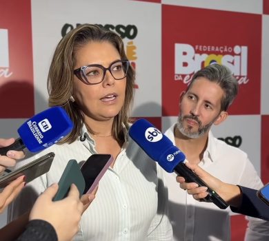 PDT e Leila vão com Grass - CB Poder | - 