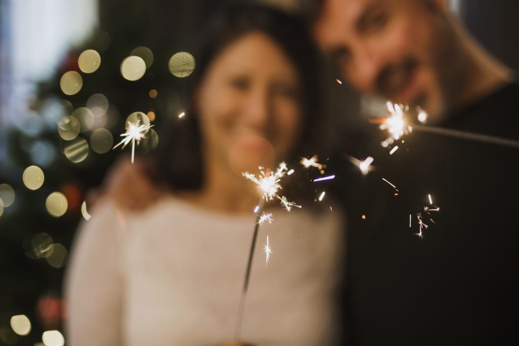 Fim do ano e sexo: por que o desejo dispara no Natal e no réveillon - Blog Daquilo - 