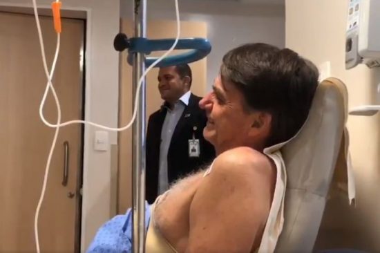Bolsonaro se recuperando no hospital da facada
