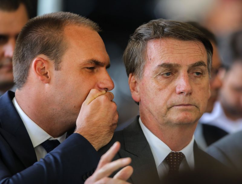 Eduardo Bolsonaro e Jair Bolsonaro