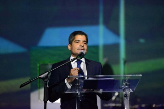 Prefeito ACM Neto fala na inauguração do centro de convenções na capital baiana