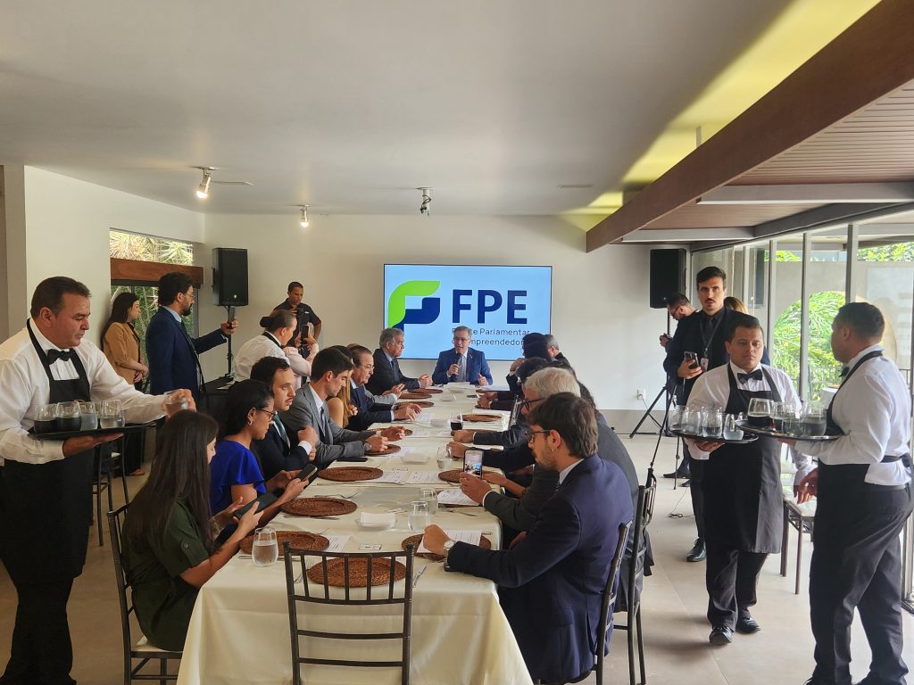 Urgente! Regulamentação dos Apps: Decisão Crucial Até 15 de Dezembro!