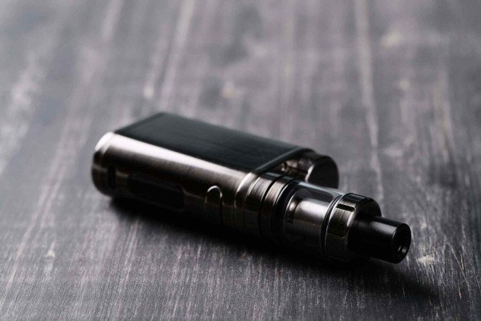 Aumento do imposto de cigarros pressiona regulamentação de Vapes - Blog da Denise - 