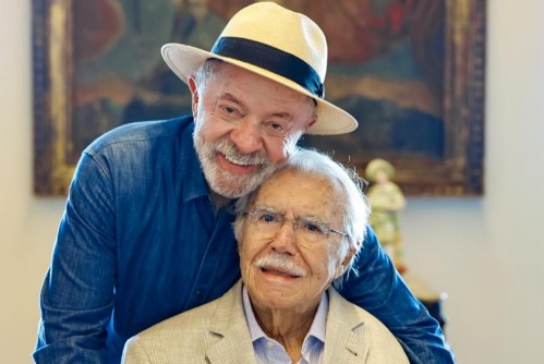 Lula liga para Sarney após virar apuração e celebra a democracia - Blog da Denise - 