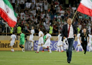 Carlos Queiroz classificou o Irã duas vezes seguidas para a Copa. Foto: Atta Kenare/AFP