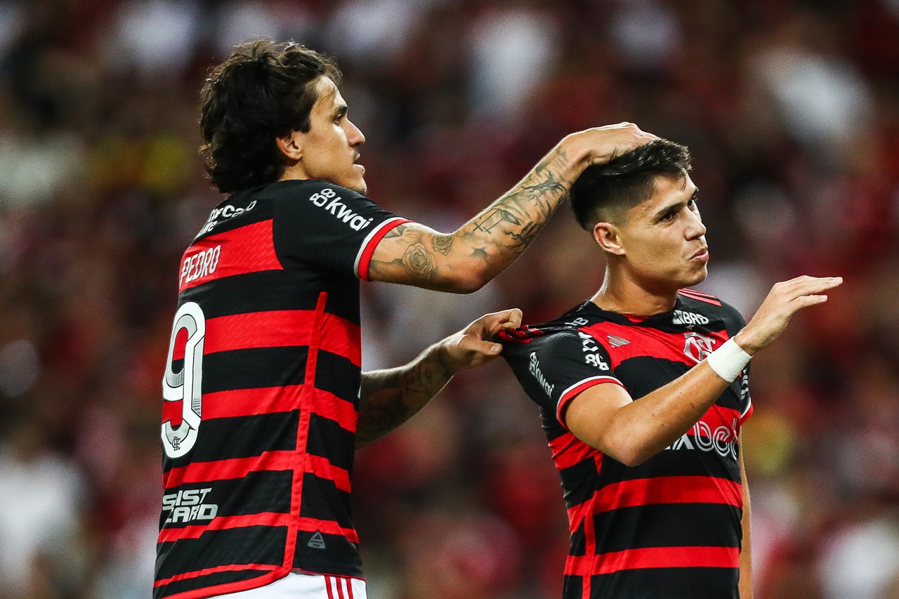 A paciência do Flamengo e o fator Luiz Araújo na vitória contra o Palmeiras - Blog Drible de Corpo - 