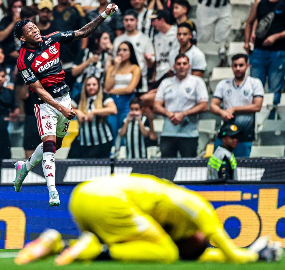 SAFs definham em mais um Brasileirão dominado por clubes associativos - 