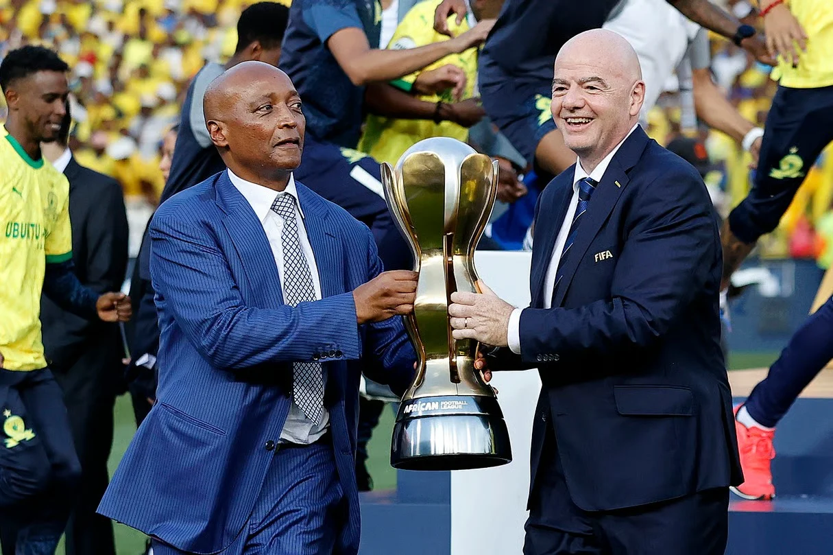 África apoia Infantino em bloco e fortalece candidatura única na Fifa - Blog Drible de Corpo - 