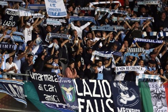 Torcida da Lazio veta mulheres em setor de destaque do estádio