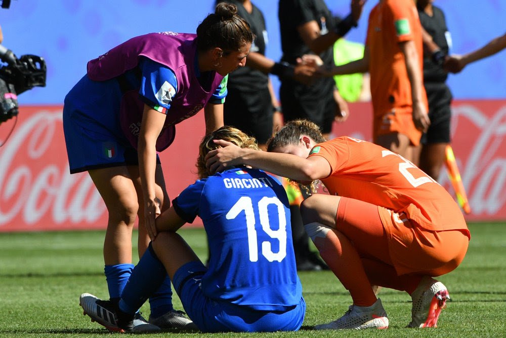 Holanda vence Itália na Copa do Mundo feminina de futebol e se classifica pela primeira vez às semifinais 