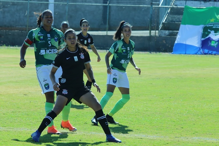 Victória Albuquerque, acatante do Corinthians arrebentou no reencontro com o ex-time Minas Icesp DF no Estádio Abadião, em Ceilândia, pelo Campeonato Brasileiro feminino