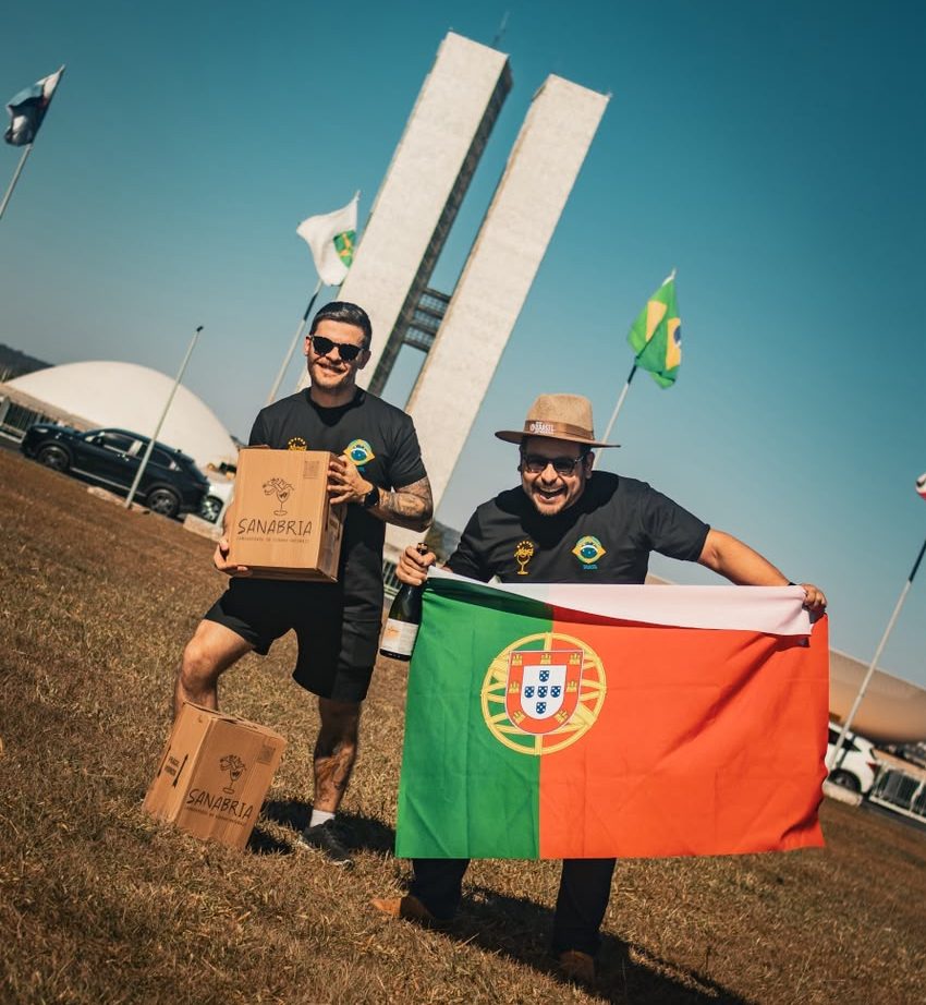 Enólogo brasileiro expande produção de vinhos autorais para Portugal - Liana Sabo - 