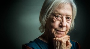 Fernanda Montenegro como Mercedes