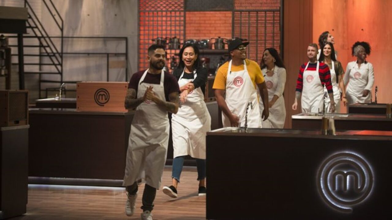 Masterchef Profissionais: elenco se divide para elaborar menu