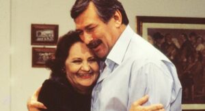 Laura Cardoso e Paulo Goulart como Marta e Altino em Fera radical