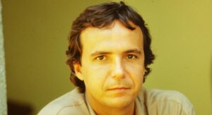 Tato Gabus Mendes como Paxá na novela Fera radical