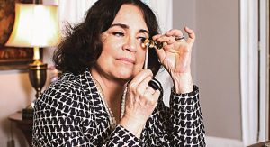 Regina Duarte como Maria Joaquina na novela Império
