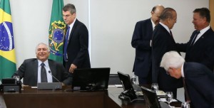 22/06/2016. Crédito: Lula Marques/Agência PT. Brasil. Brasília - DF. Presidente interino, Michel Temer, durante reunião com Ministros da Área Econômica, no Palácio do Planalto.
